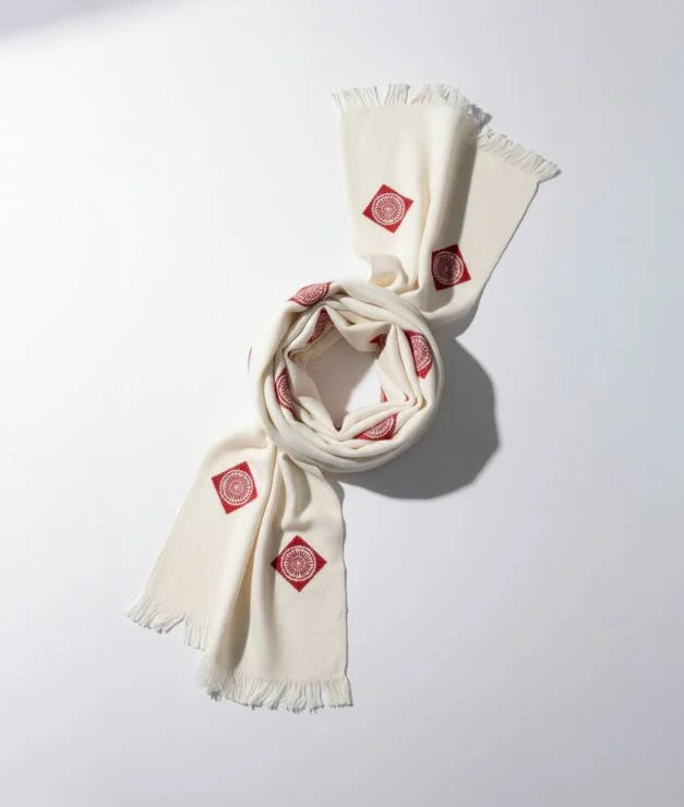 Daffodil Stole with Aipan Print