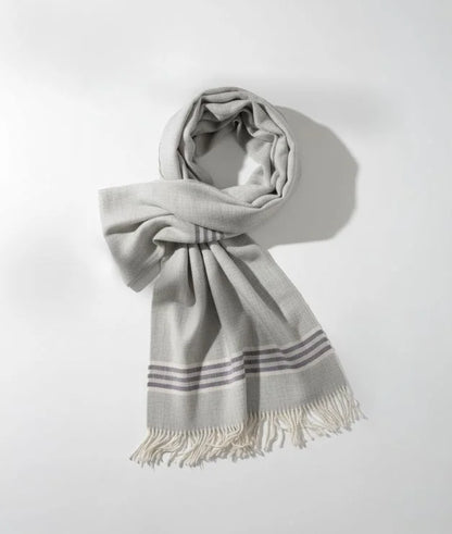 Daffodil Stole with Double Line Border