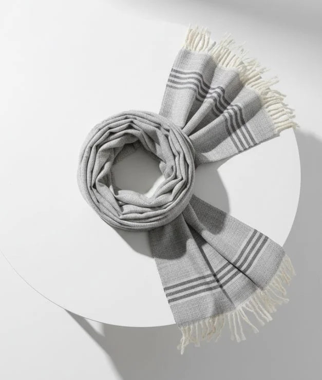 Daffodil Stole with Double Line Border