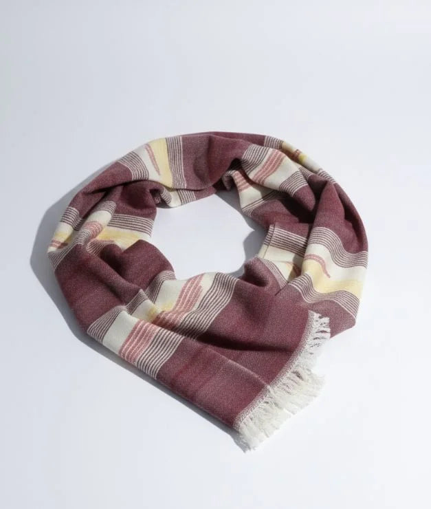 Daffodil Stole with lining pattern