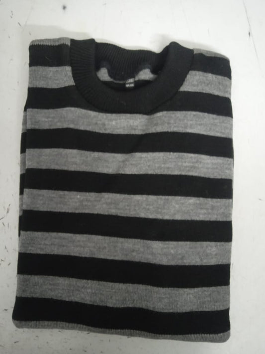 Woolen Full Sleeve Sweater with Lining Pattern