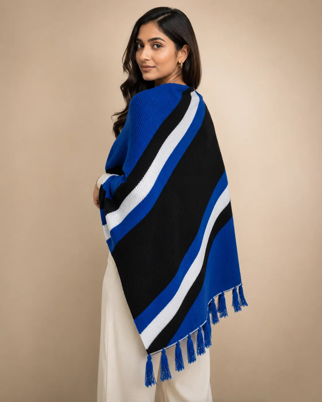 Classic Hosiery Knitted Daffodil Stole
