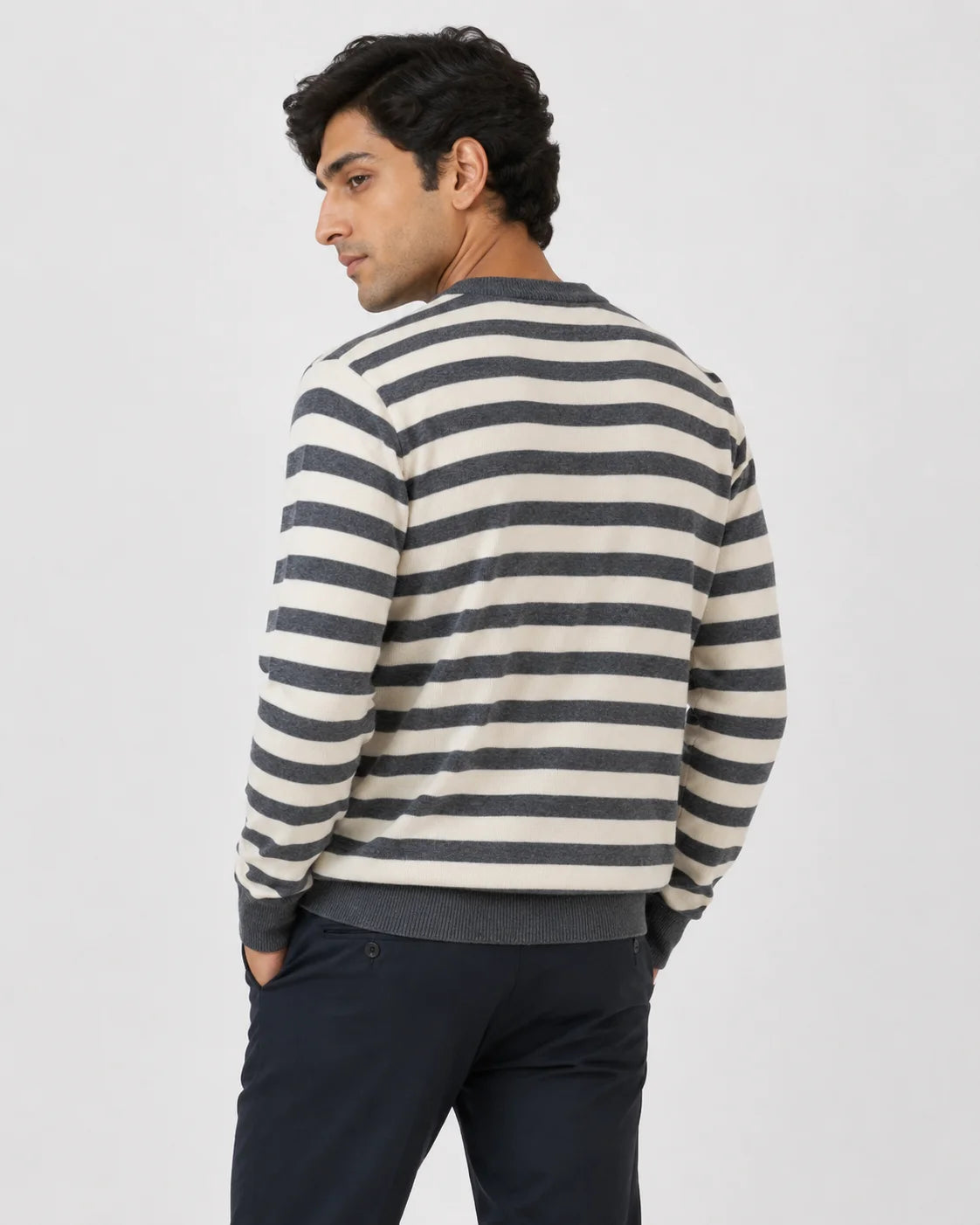 Woolen Full Sleeve Sweater with Lining Pattern