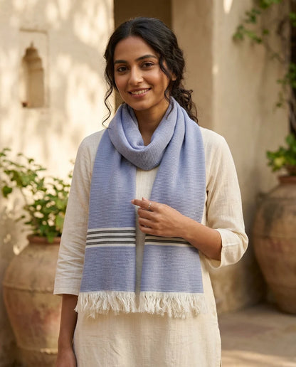 Daffodil Stole with Double Line Border